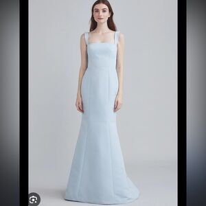 Amsale IDA DRESS ICE size 2 altered to fit a 0 DRY CLEANED. Worn once!